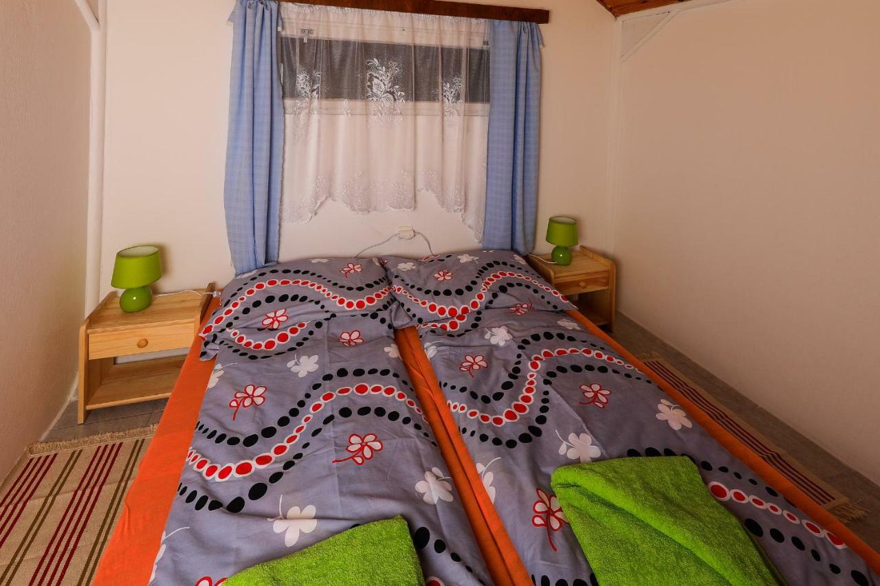 Ubytovanie Harmony House Hotel Velky Meder Luaran gambar