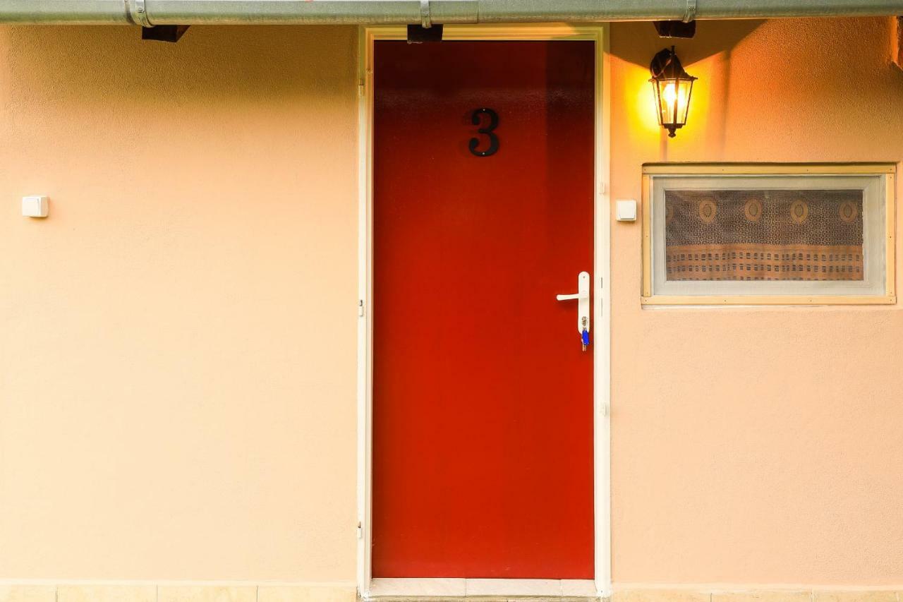 Ubytovanie Harmony House Hotel Velky Meder Luaran gambar
