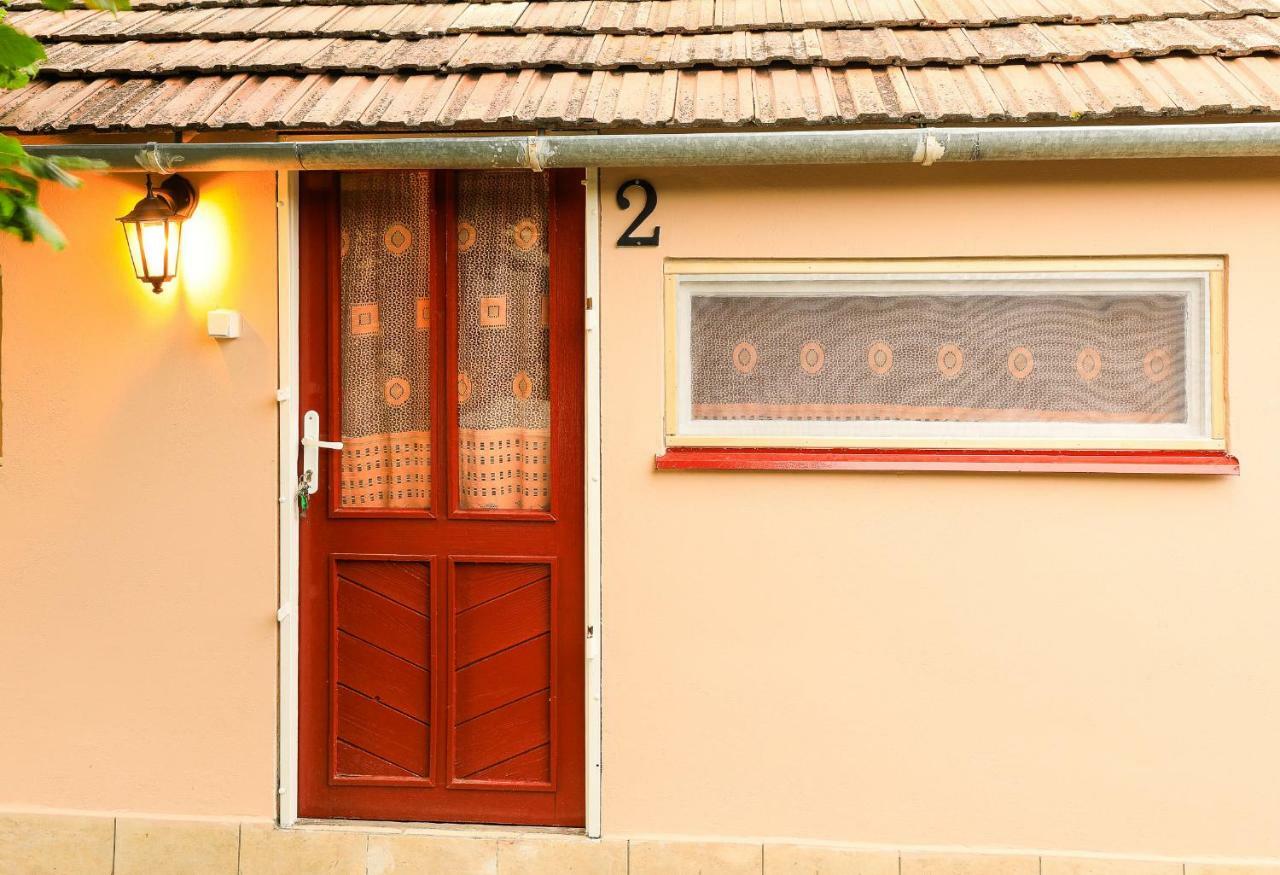 Ubytovanie Harmony House Hotel Velky Meder Luaran gambar